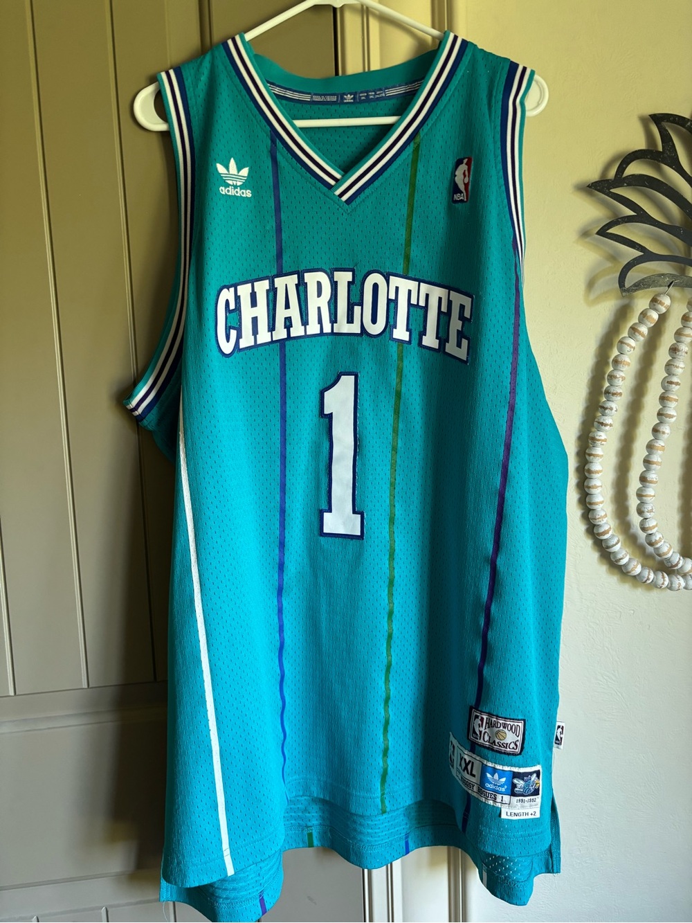 Adidas Charlotte hornets Bogues #1 NBA Jersey, clothes